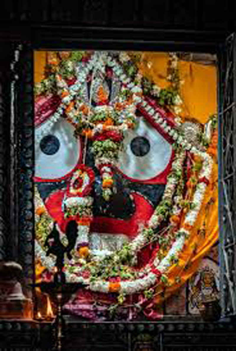 ସ୍ନାନବେଦୀରେ ଚତୁର୍ଦ୍ଧାମୂର୍ତ୍ତି
