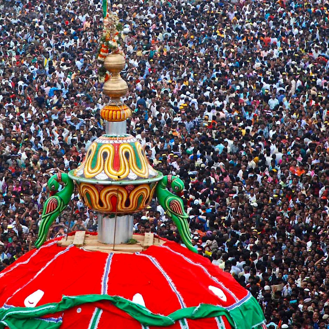 ମିଳିଲା ଶବ ବ୍ୟବଚ୍ଛେଦ ରିପୋର୍ଟ ;ଦଳାଚକଟା ହୋଇ ୩ ଶ୍ରଦ୍ଧାଳୁଙ୍କ ମୃତ୍ୟୁ